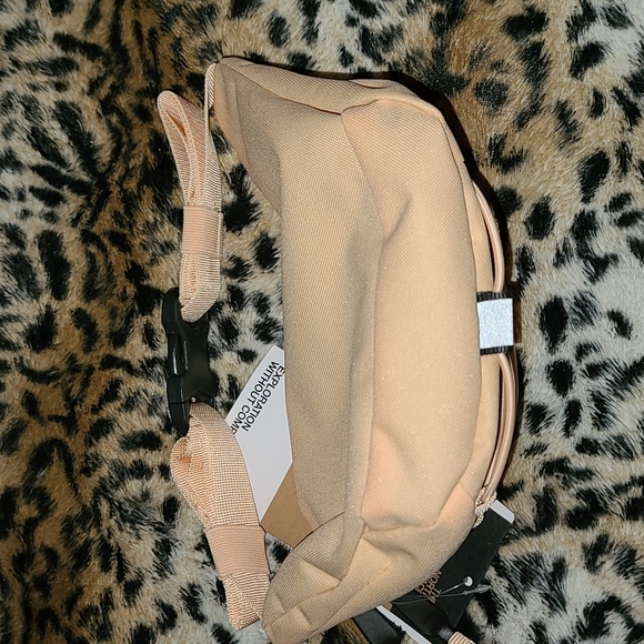 The North Face Fanny - Picture 10 of 12